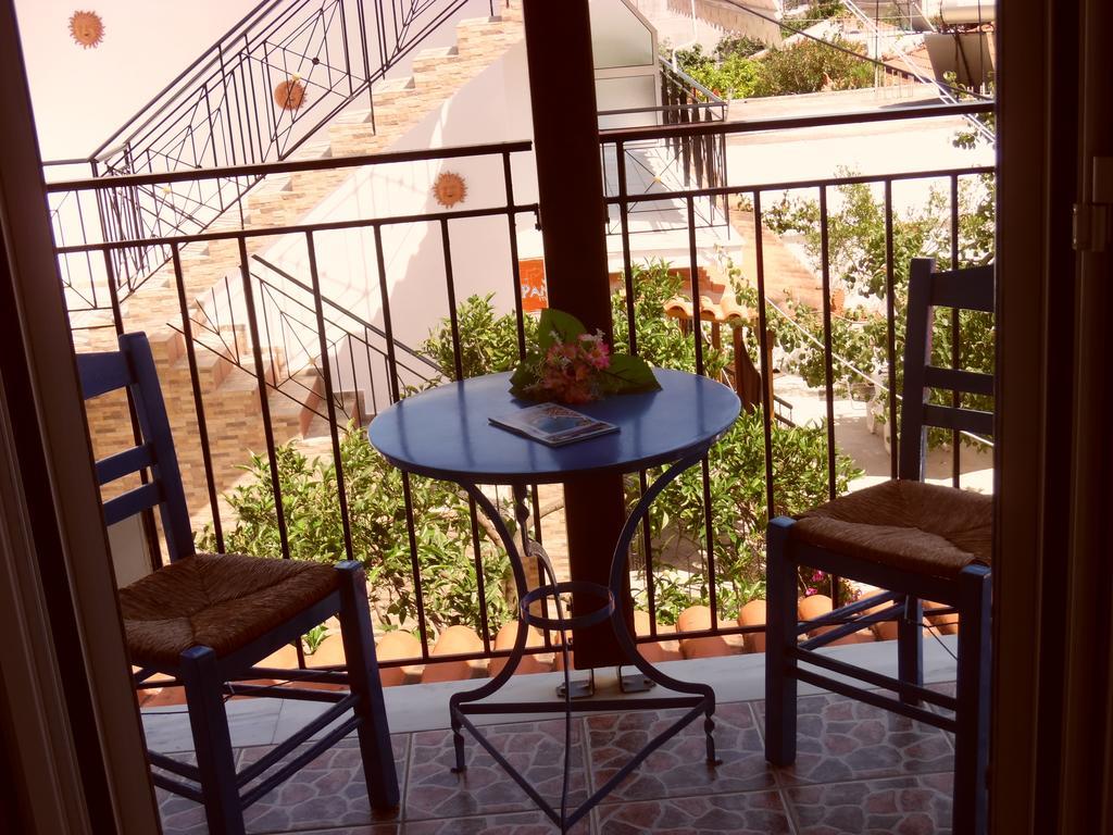 Apartamento Pansion Pandora Skiathos Habitación foto
